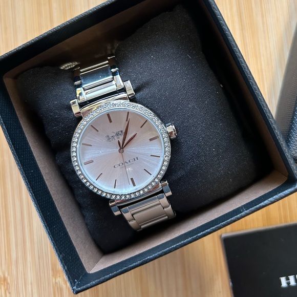 COACH MADISON ALL SILVER WATCH WITH 34MM SILVER FACE AND SILVER BRACELET - Picture 7 of 7